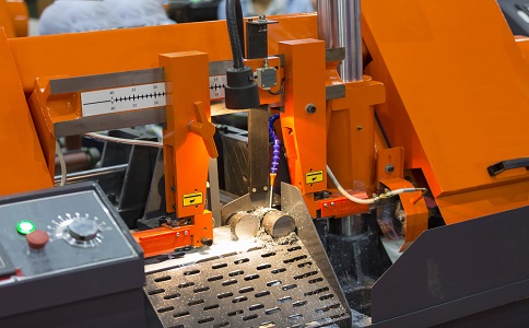 总口管理区龙门带锯床具备哪些优点？